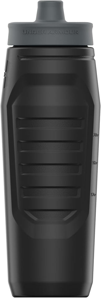 Under Armour Squeeze Water Bottles, 32 oz Water Bottles, Sideline Sports Water Bottle with Quick-Shot Lid, Quick & Easy Hydration, Gym Water Bottles, Squeeze Bottle, 1 32oz Bottle